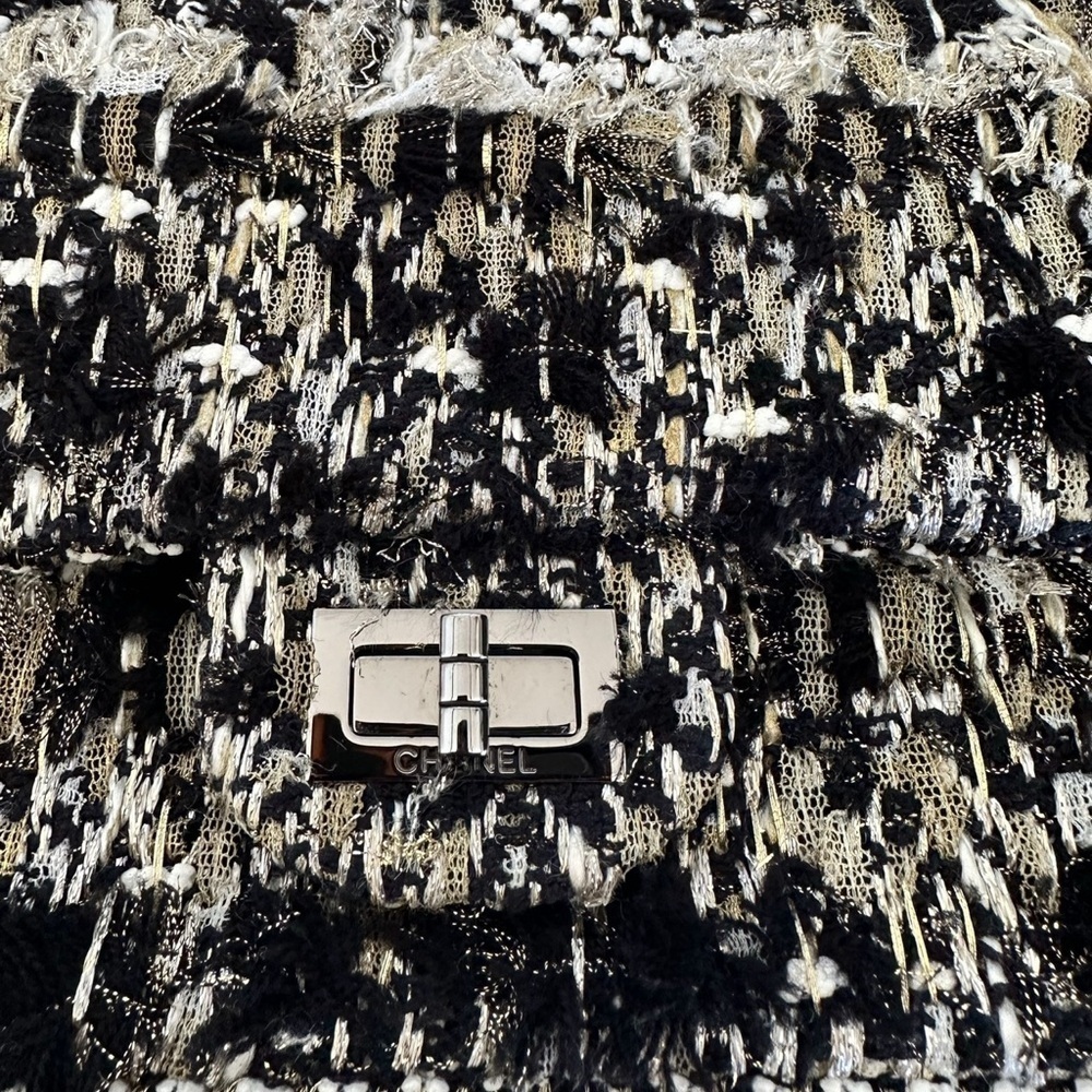 CHANEL Reissue 2.55 Flap Bag Tweed 226 - Picture 11 of 15